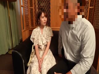 413INSTV-426【贵重个人撮影】女子大生かりなちゃん21歳。中イキ未経験。初心な女子を性开発！初中イキさせてやりました！第01集